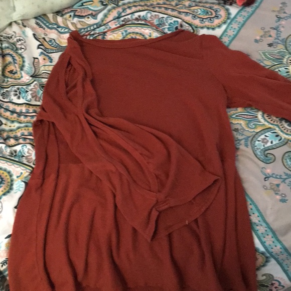 Rust colored sweater - Picture 1 of 4